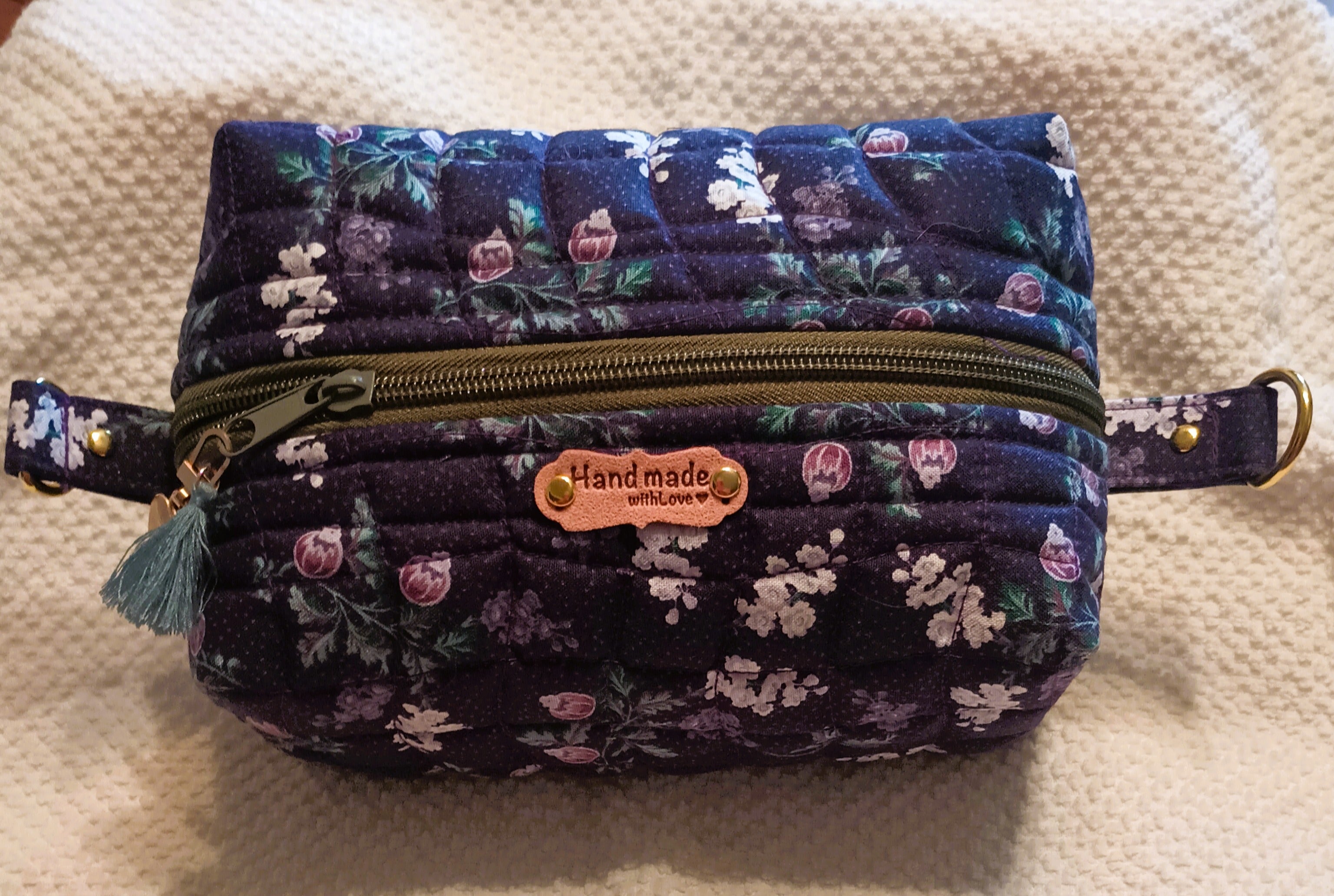 Zip & Bloom Small Quilted Make-up Bag