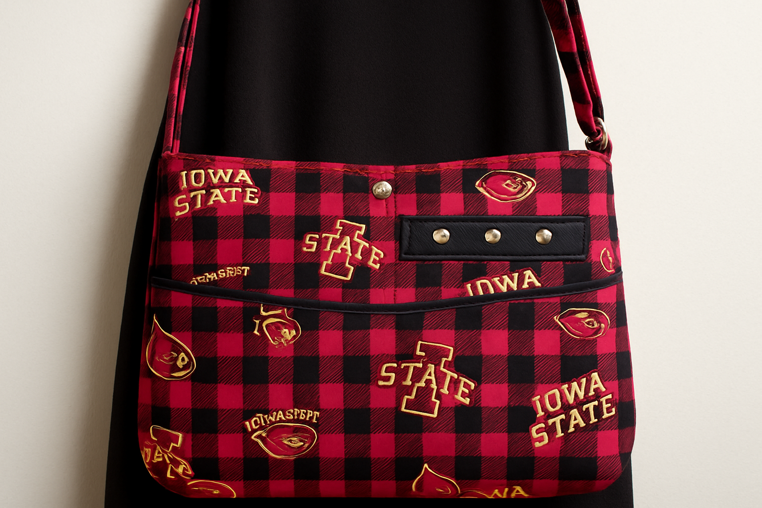 Enhanced Full View - Iowa State Fan-tastic Crossbody
