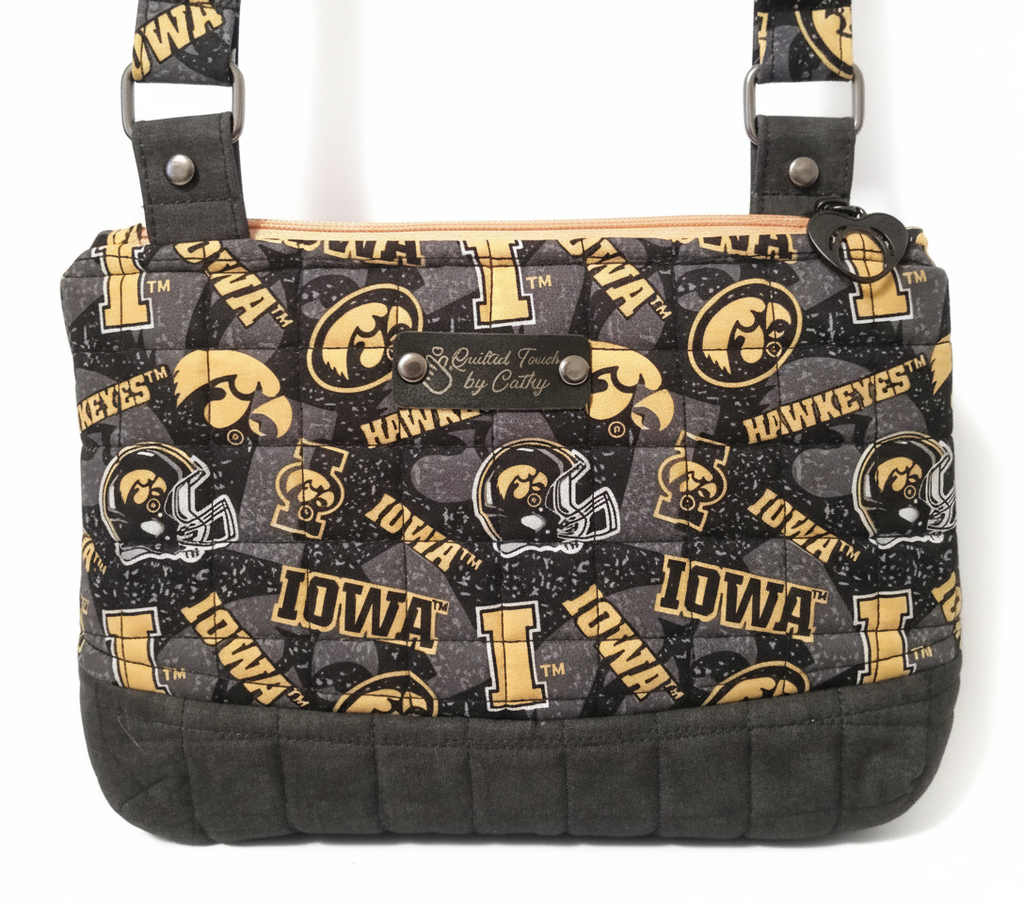 Iowa Hawkeyes Clutch - Enhanced 3